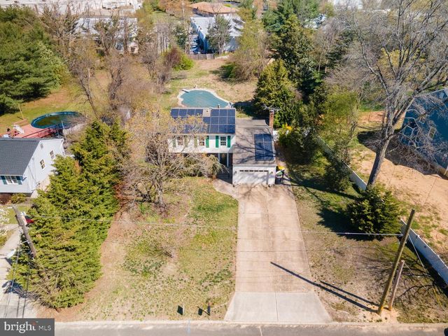 447 PROSPECT AVE, West Berlin, NJ 08091