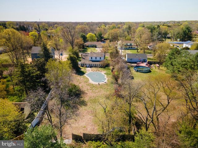 447 PROSPECT AVE, West Berlin, NJ 08091