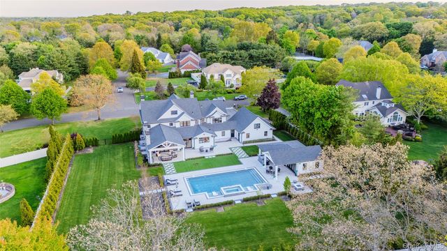 5 Dupont Court, Dix Hills, NY 11746