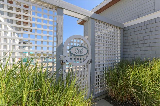 9517 24th Bay ST, Norfolk, VA 23518