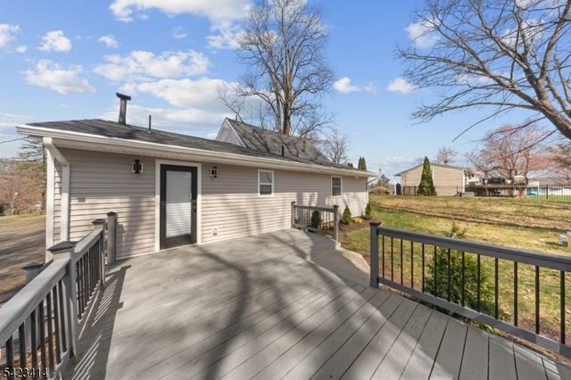 4 Melody Ln, West Milford Twp., NJ 07480