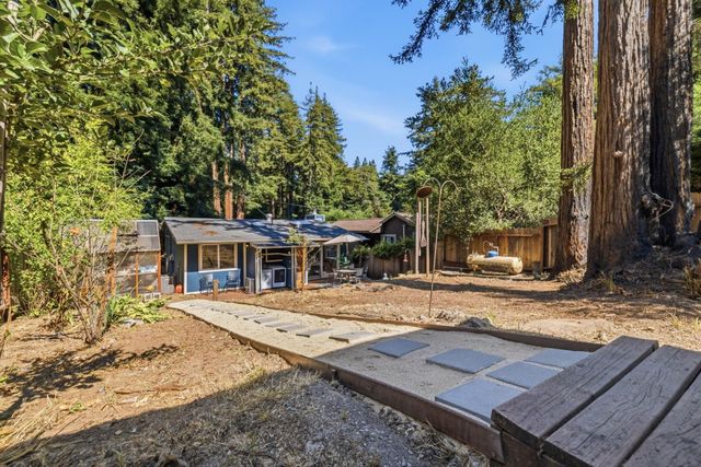 836 Creek Drive, Boulder Creek, CA 95006