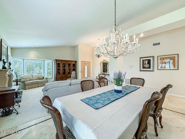 2805 Queens Way, Thousand Oaks, CA 91362