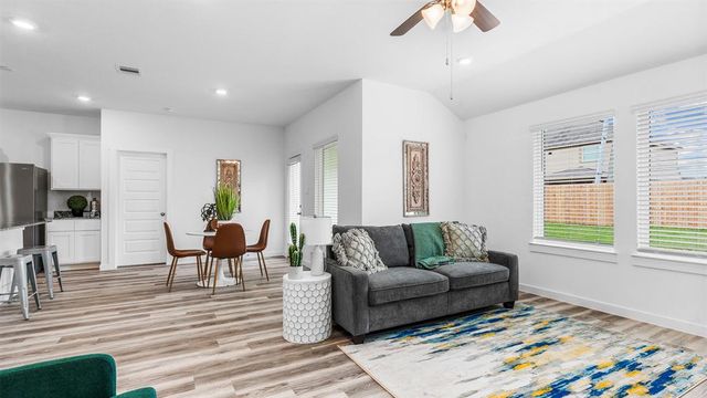 7715 Montana Ruby Drive, Iowa Colony, TX 77583
