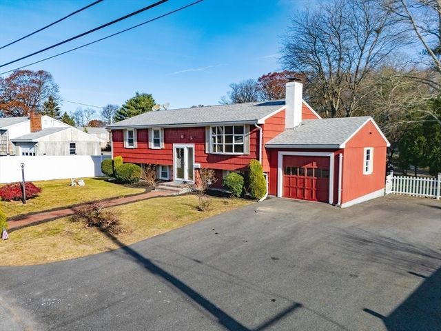 42 Sundin Rd, Weymouth, MA 02188
