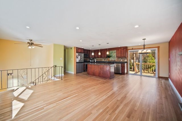 42 Sundin Rd, Weymouth, MA 02188