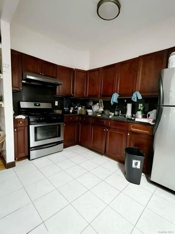 37-13 107th Street 4A, Corona, NY 11368