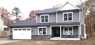 45 Kingsland Avenue, Shirley, NY 11967