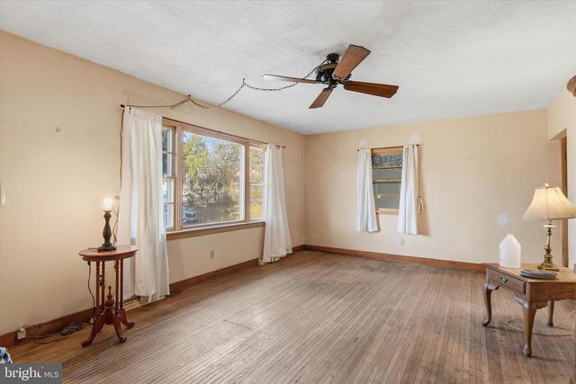 550 S 60TH ST, Harrisburg, PA 17111