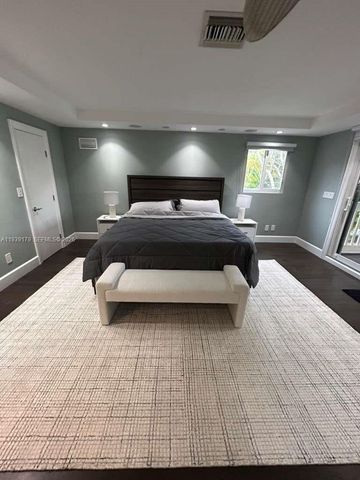 1108 Washington St, Hollywood, FL 33019