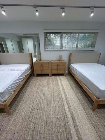 1108 Washington St, Hollywood, FL 33019