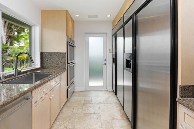 1108 Washington St, Hollywood, FL 33019