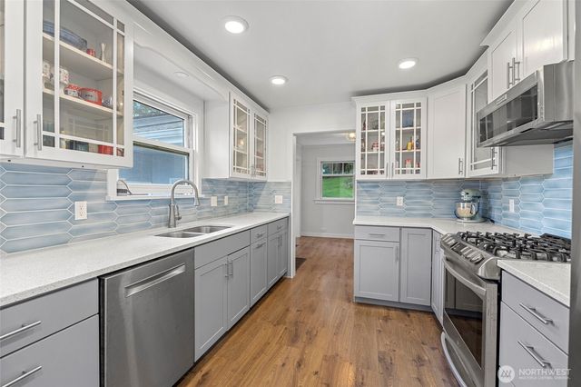 2601 17th Street, Anacortes, WA 98221