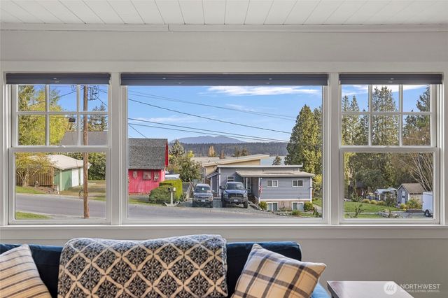 2601 17th Street, Anacortes, WA 98221