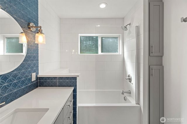 2601 17th Street, Anacortes, WA 98221