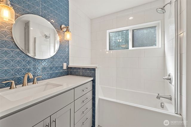 2601 17th Street, Anacortes, WA 98221