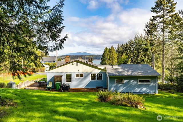 2601 17th Street, Anacortes, WA 98221