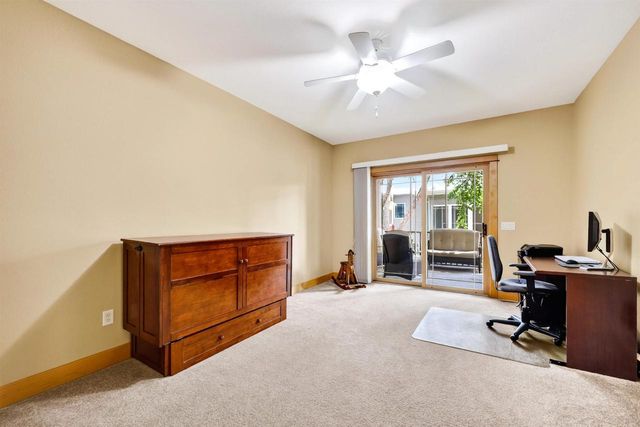 617 Nightingale Lane, Cottage Grove, WI 53527
