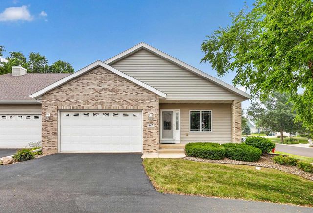 617 Nightingale Lane, Cottage Grove, WI 53527