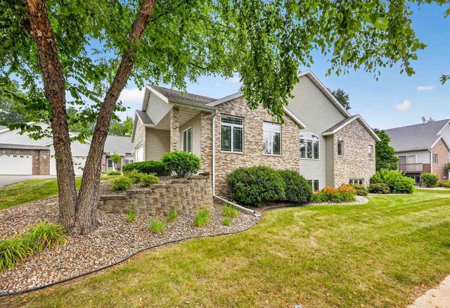 617 Nightingale Lane, Cottage Grove, WI 53527