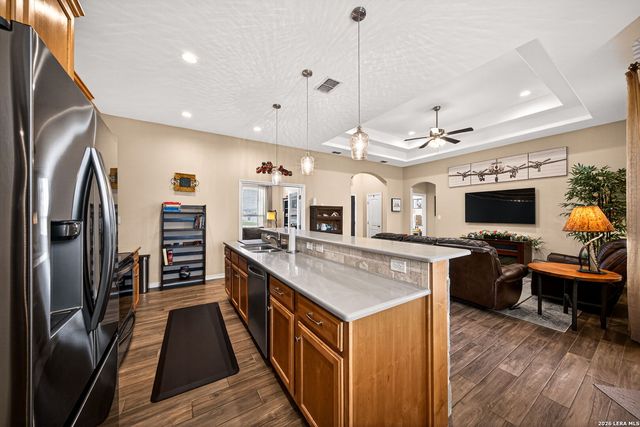 1705 CROOKED CREEK DR, Pleasanton, TX 78064