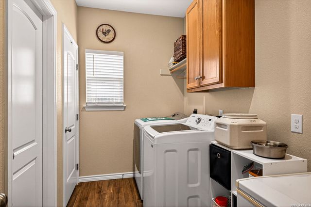 1705 CROOKED CREEK DR, Pleasanton, TX 78064