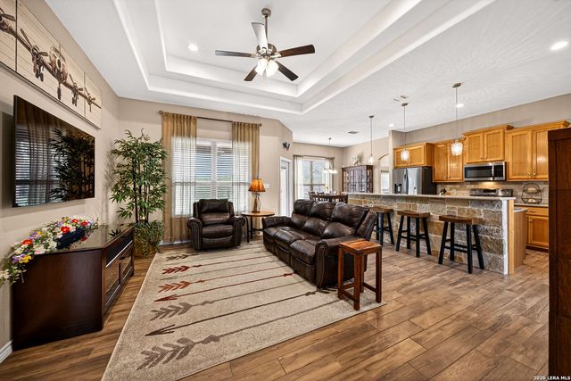 1705 CROOKED CREEK DR, Pleasanton, TX 78064