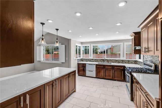 124 S Calle Da Gama, Anaheim Hills, CA 92807