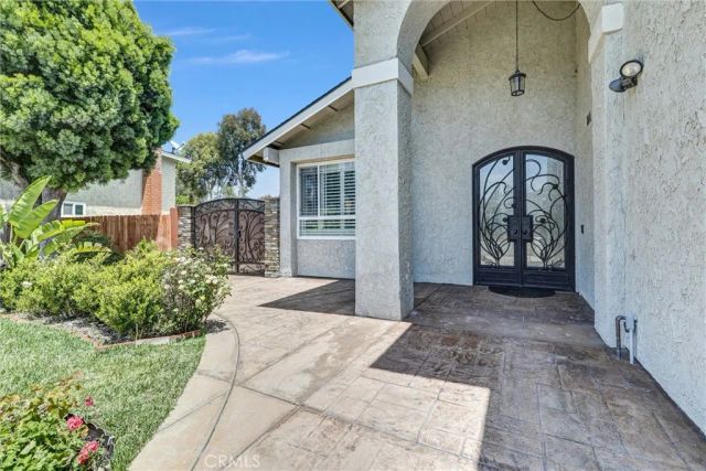 124 S Calle Da Gama, Anaheim Hills, CA 92807