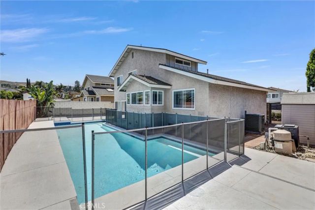 124 S Calle Da Gama, Anaheim Hills, CA 92807
