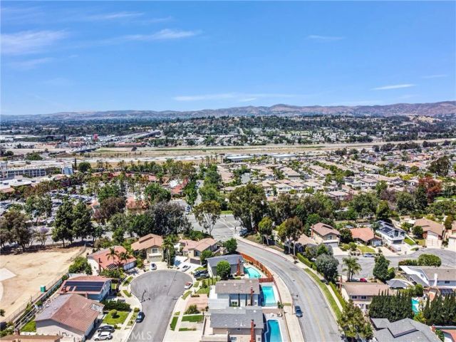 124 S Calle Da Gama, Anaheim Hills, CA 92807