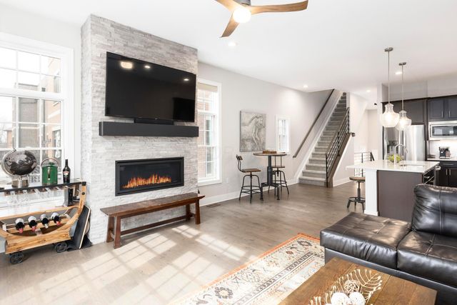 37 W Whittier Street, Columbus, OH 43206