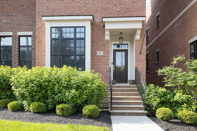 37 W Whittier Street, Columbus, OH 43206