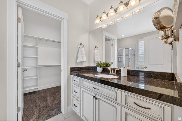 3802 W AUTUMN RAIN RD, South Jordan, UT 84009