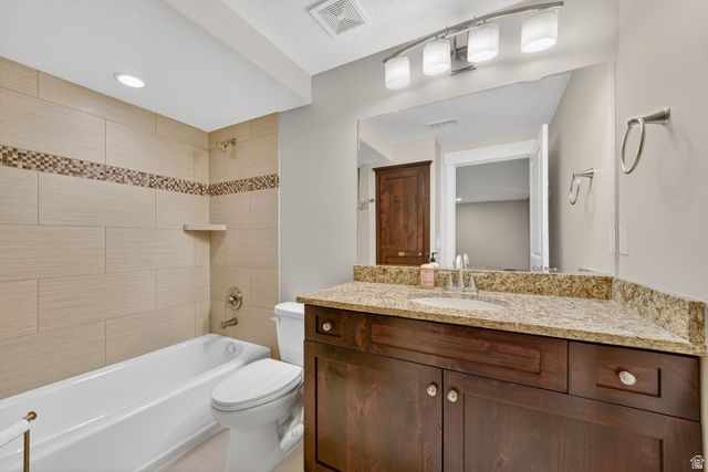 3802 W AUTUMN RAIN RD, South Jordan, UT 84009