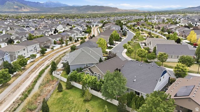 3802 W AUTUMN RAIN RD, South Jordan, UT 84009
