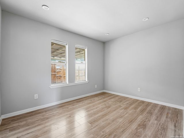 4838 MELVIN DR, San Antonio, TX 78220