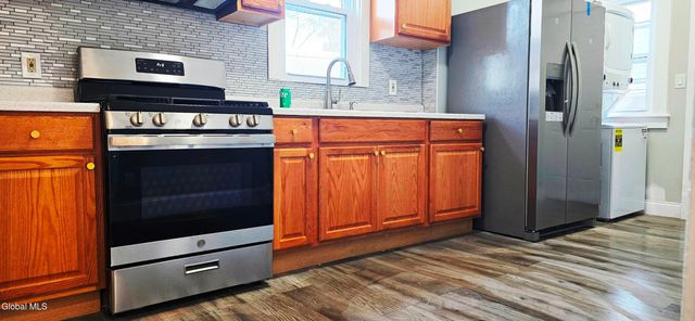 23 Albion Avenue, Albany, NY 12209