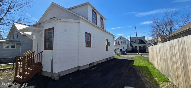 23 Albion Avenue, Albany, NY 12209