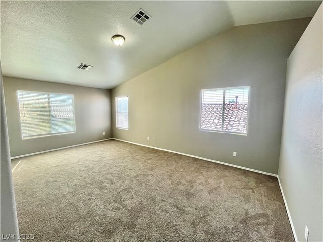9924 Clover Field Court, Las Vegas, NV 89183