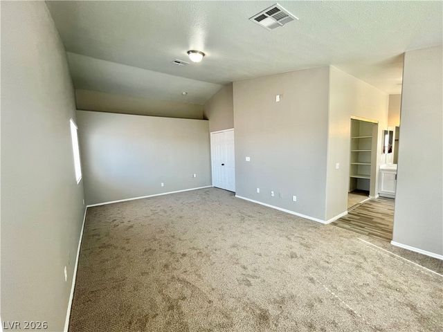 9924 Clover Field Court, Las Vegas, NV 89183