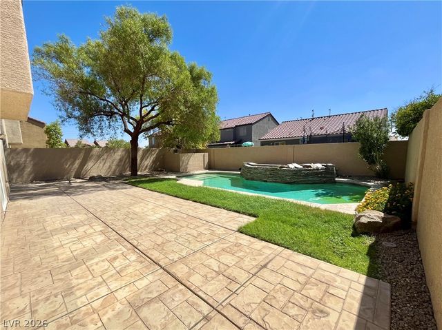 9924 Clover Field Court, Las Vegas, NV 89183
