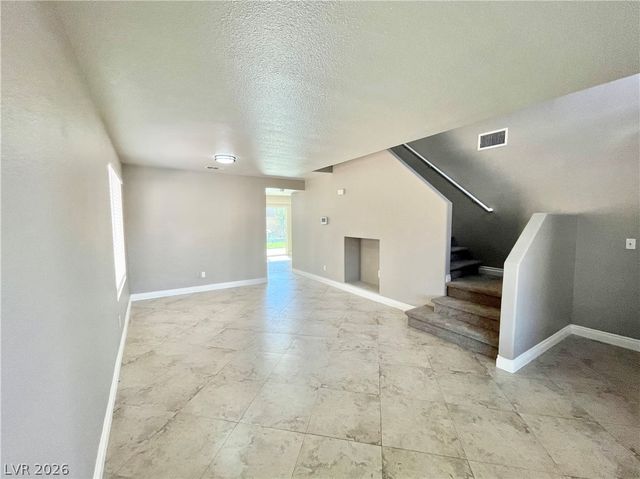 9924 Clover Field Court, Las Vegas, NV 89183