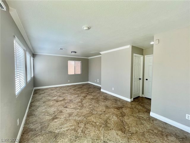 9924 Clover Field Court, Las Vegas, NV 89183