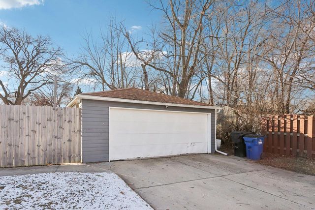 5103 Kinzie AVENUE, Racine, WI 53406