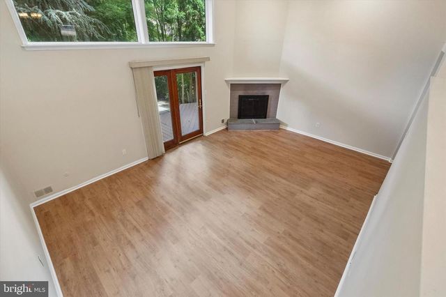 156 EATON DR, Wayne, PA 19087