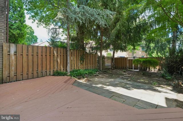 156 EATON DR, Wayne, PA 19087