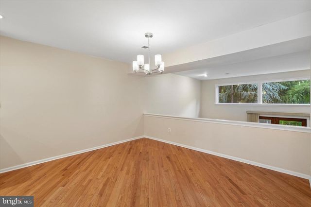 156 EATON DR, Wayne, PA 19087