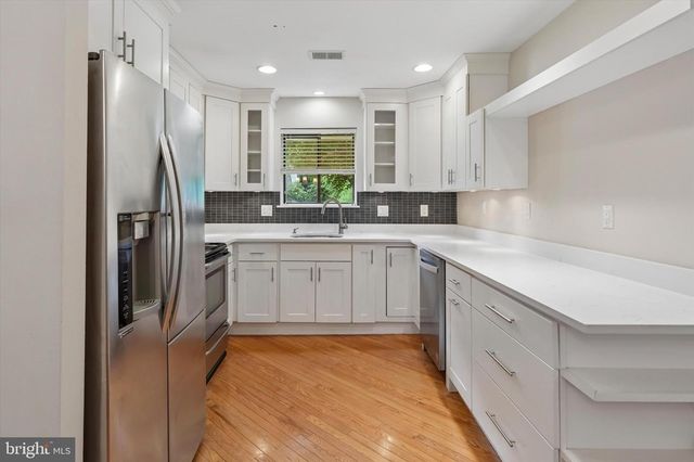 156 EATON DR, Wayne, PA 19087