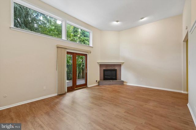 156 EATON DR, Wayne, PA 19087